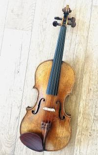 Schön geflammte alte  4/4 Geige Violine sehr guter Klang