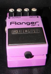 BOSS BF-2 Flanger Effektgerät *Gitarreneffekt, Effecte, Bodentreter