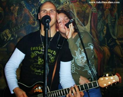 KLEINE COVER BAND für Advent Nikolaus Weihnacht Konzert Auftritt Kneipe Cafe Clu
