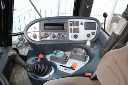 JCB Fastrac 3170 PLUS Traktor mit FL Bj-0.7978 Preis:12 .000EUR