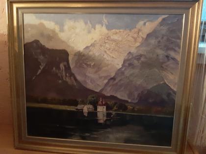 Mehrere verschiedene Gemälde