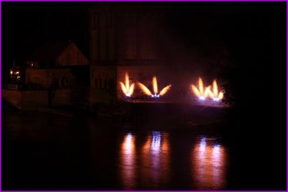 Feuerwerk und Umsatzsteigerung gefällig? Fireworks and pleasing sales increase?