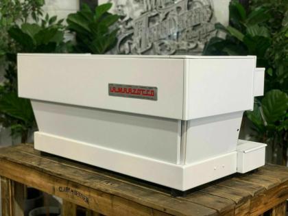 LA MARZOCCO LINEA CLASSIC 3 GRUPPEN VOLLWEISSE GRIFFE ESPRESSO KAFFEEMASCHINE