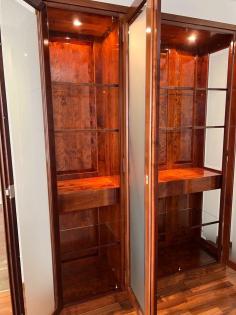 Scholtissek Fugatum Vitrinenschrank Vollholz Kirsche