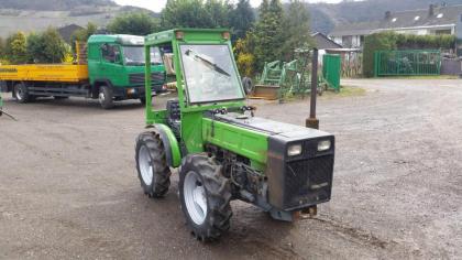 Holder A50 Cultitrac 411 Traktor Schlepper Schmalspur Knicklenker
