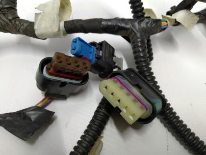 1067961-00-E Verkabelung des Tesla Modell 3-Kofferraums (Bad) 1067961-00-E