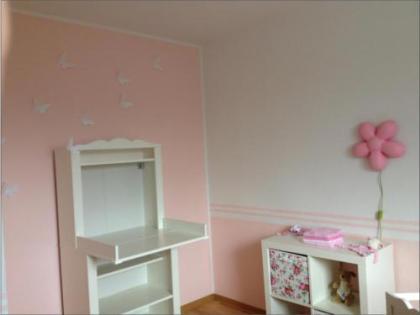 MALER < sucht was zum < Streichen Ihre < Wohnungen oder < Haus und das < GÜNSTIG