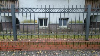 Zäune aus Polen, Geländer, Tore, Metallzaune nach Maß, Montage