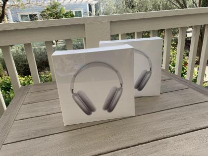 APPLE AirPods Max Wireless Bluetooth Noise-Cancelling Headphones
