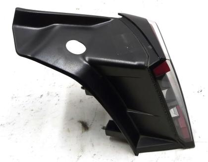 Rechte Außenleuchte (USA) Tesla Modell 3 Modell Y 1077398-00-F