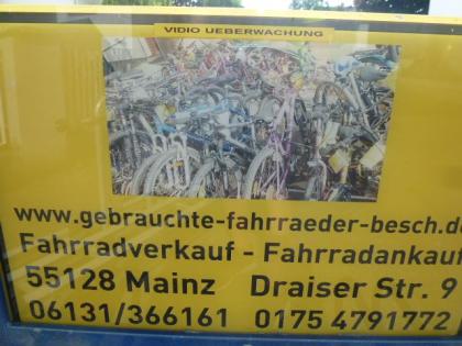 (106) Für 3 Fahrräder