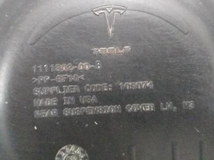 Abdeckung Federaufhängung hinten links Tesla Modell 3 1111302-00-B