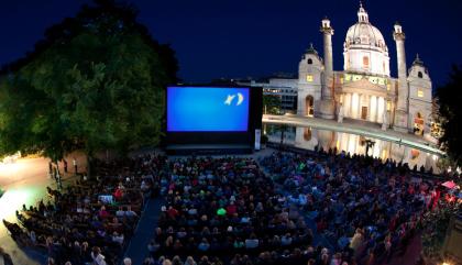 KINO UNTER STERNEN2021 - Open Air am Karlsplatz 