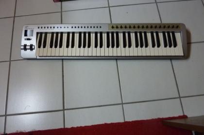MIDI Master-Keyboard Evolution MK 361C
