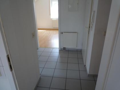 Schnuckelige 2 ZW, Bad, WC, Dusche, Einbauküche etc. in Diemelstadt