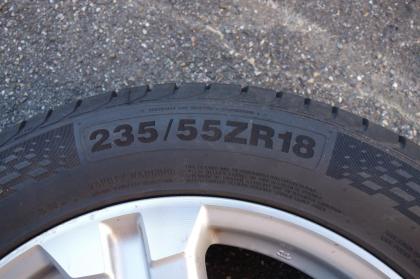 Sommerreifen 235/ 55 R18 auf Alu-Felgen Toyota RAV 4