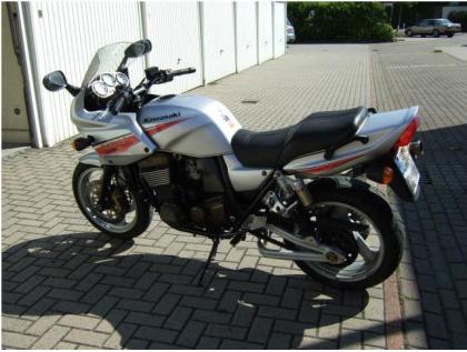 Kawasaki ZRX-1200S