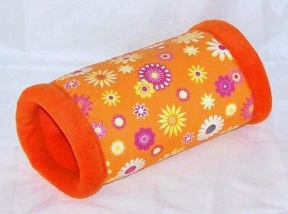 Kuschelrolle orange mit bunten Blumen für Meerschweinchen,Kleintiere