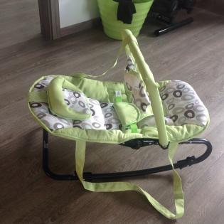 Schöne neue Babywippe