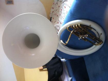 Sousaphon (starken Bass) 