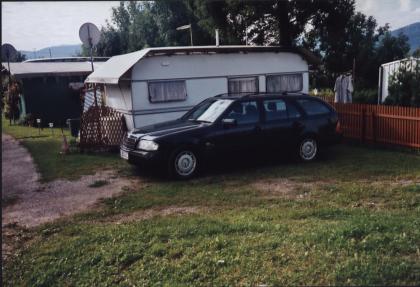 Wohnwagen Weippert (feststehend) mit ausgebautem Vorzelt zu verkaufen