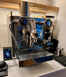 Coffee at its best ROCKET R58 CINQUANTOTTO + MAHLKÖNIG X54