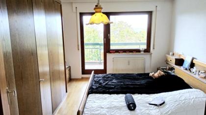 Verk.Großzügige 4 Zi.Wohnung, Tiefgarage, Lift, 2 Balkone 71634 LB