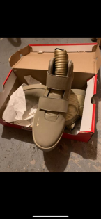Nike Flystepper, Gold, Größe 46, Neu OVP, ungetragen