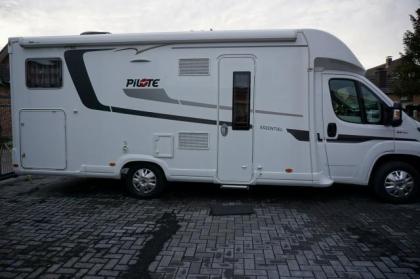 TOP Wohnmobil Pilote 746 Essentiel  zu Verkaufen 