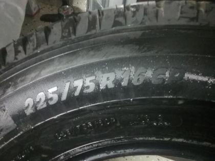Womo-Reifen  michelin 225 75 R16cp agilis camping