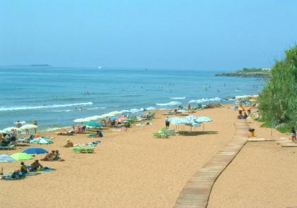 Wohnung mit 1 Schlafzimmer mit Gartenblick, 50 m zum Strand, Korfu