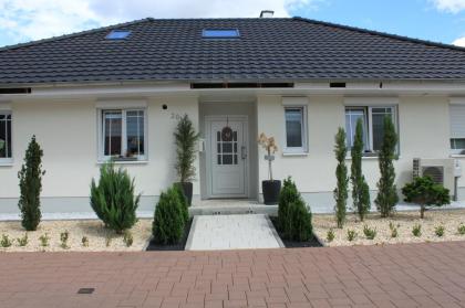 Bungalow in Mettenheim