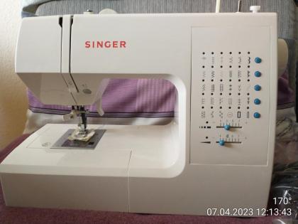 Nähmaschine Singer 7442 zu verkaufen