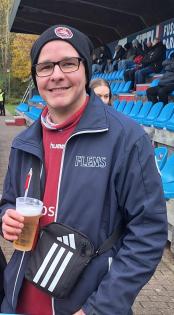 Schüchterner Flensburger sucht liebevolle Begleitung