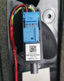 Verkleidung B-Säule außen links (Glas) mit Kamera Tesla Modell 3 1109253-00-I