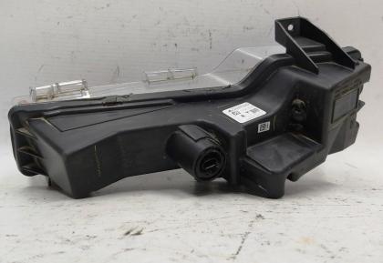 Nebelscheinwerfer rechts SAE BASE Tesla Modell 3 1077390-00-F
