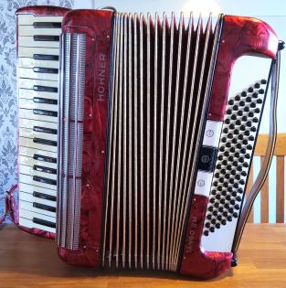 Akkordeon Hohner Tango  II M