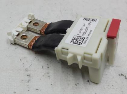 Niederspannungsanschluss 12 V von DCDC zur Hauptbatterie Tesla Modell 3 1077114-