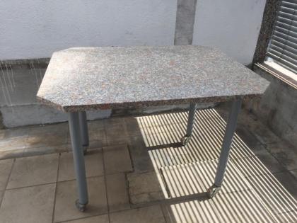 Meisterstücke an Tischen aller Art Bistro und mehr