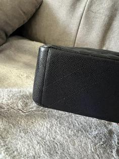 CHANEL Maxi Classic Flap Caviar Leder Umhängetasche Schwarz