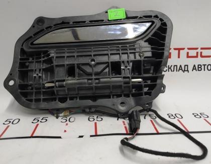 Baugruppe Griffmechanismus vorne links außen GEN 1 Tesla Modell S 1135718-S0-A