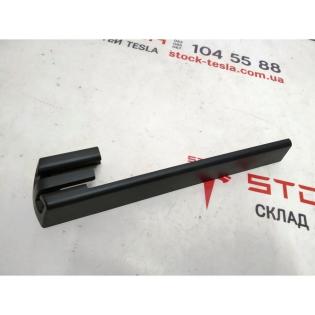 1062359-00-E Schlittenbezug für Fahrersitz vorne links Tesla Modell X 1062359-00