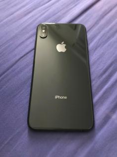 Ich verschenke mein Apple iPhone XS Max - 256 GB.