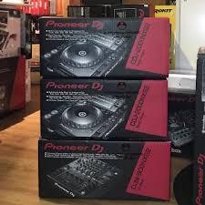 Digitale und Analoge Mixer, DJ-Geräte, Keyboards, Studio-Geräte Behringer Pionee