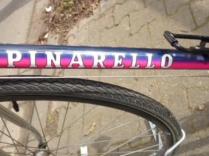 (80) 16 Gang 28 Zoll PINARELLO Rh 53 Made in Italy