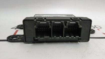 Steuergerät ECU PARK ASSIST Tesla Modell S 1014386-00-A