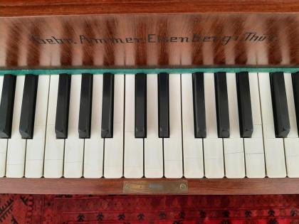 SUCHE Gebrüder Ammer Eisenberg Instrumente Clavichord, Cembalo, Spinett, Spinett