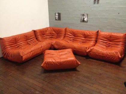 Togo Ligne Roset echtes LEDER HAMMER ORANGE, 5-teilig, neuwertig!