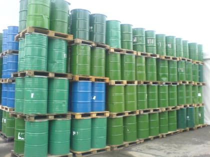 Suche Grossmengen an 200 l Spannringfässer