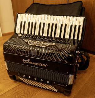 Serenellini Piano-Akkordeon Imperator IV 96 mit Cassotto fast neu!